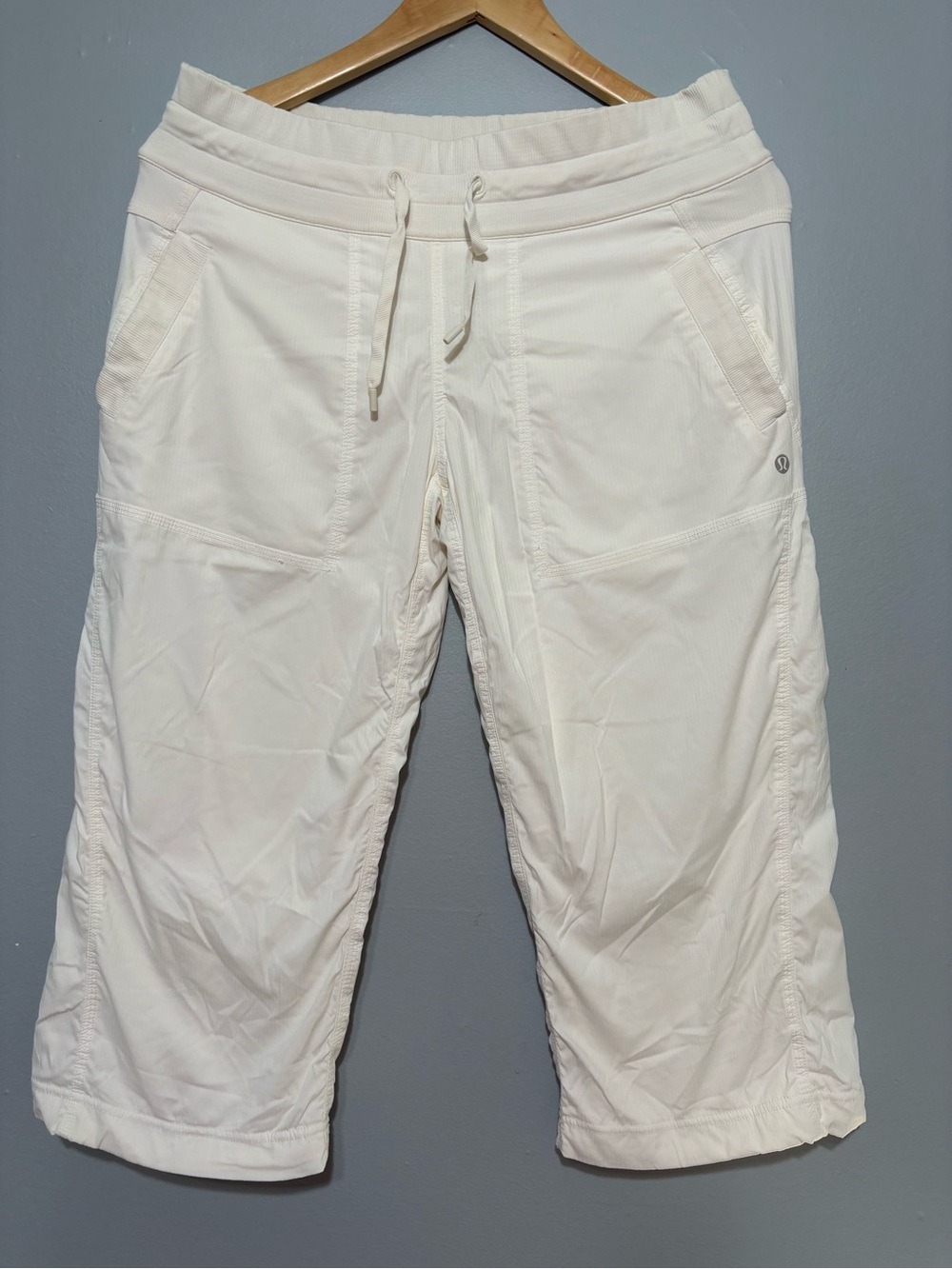 lululemon athletica Wide Leg Cropped Pants in Off-White/Cream